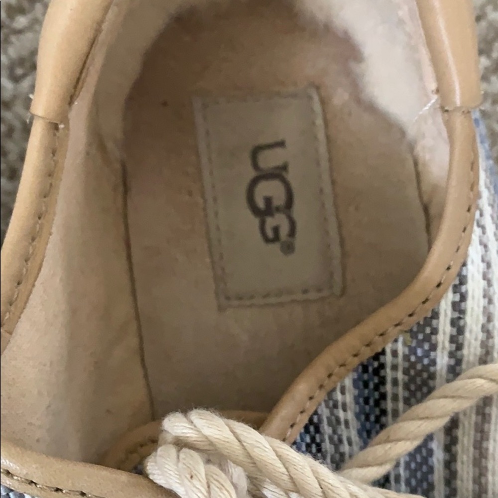 Nav - Picture 2 of 5